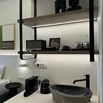 Yeeon Boutique Hotel, - Historic Of Europe Hotel 4*