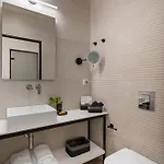 Yeeon Boutique Hotel, - Historic Of Europe 4*