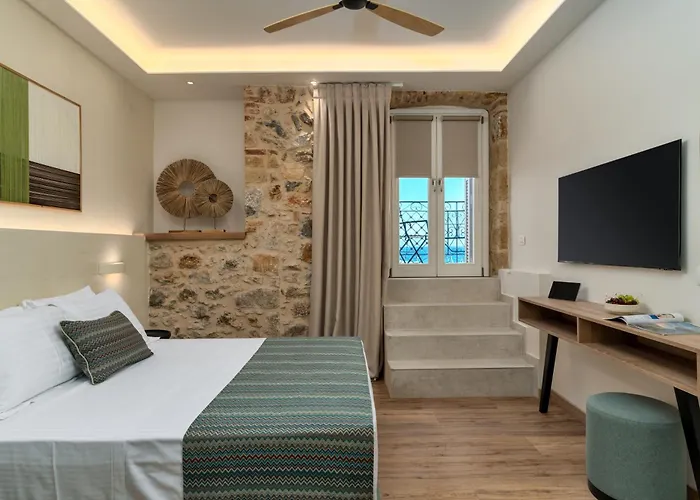 Yeeon Boutique Hotel, - Historic Of Europe Hotel Gythio