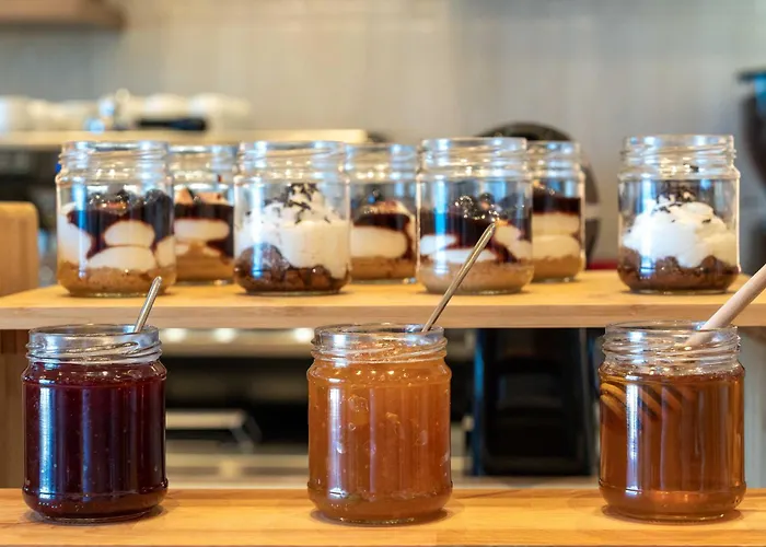 Yeeon Boutique Hotel, - Historic Of Europe