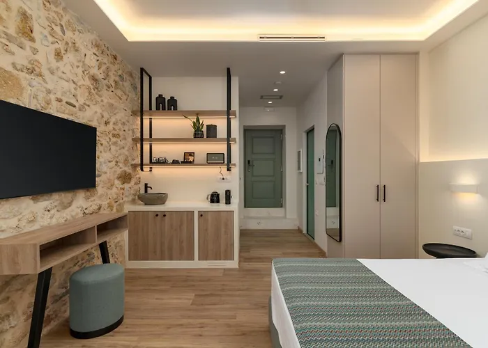 Hotel Yeeon Boutique Hotel, - Historic Of Europe 4*