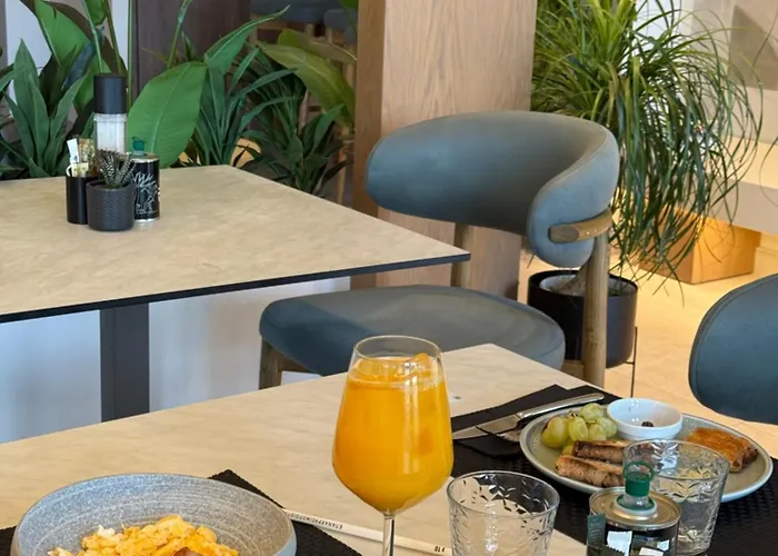 Yeeon Boutique Hotel, - Historic Of Europe Hotel Gythio