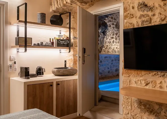 Yeeon Boutique Hotel, - Historic Of Europe