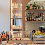 Yeeon Boutique Hotel, - Historic Of Europe Hotel 4*
