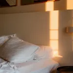 Yeeon Boutique Hotel, - Historic Of Europe Hotel