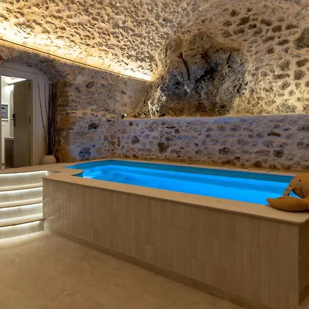 Yeeon Boutique Hotel, - Historic Of Europe 4*