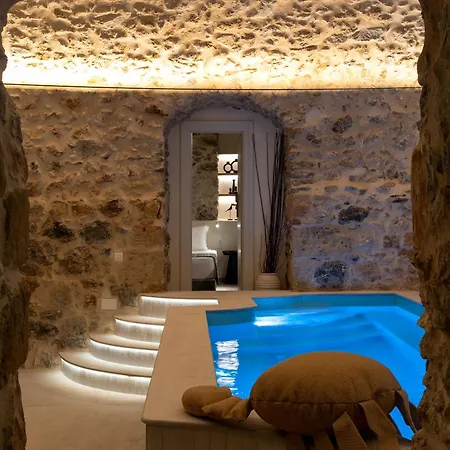 Yeeon Boutique Hotel, - Historic Of Europe 4* Gythio