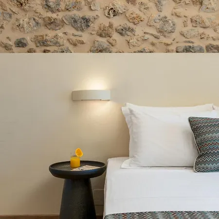 Yeeon Boutique Hotel, - Historic Of Europe