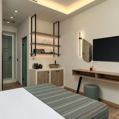 Yeeon Boutique Hotel, - Historic Of Europe