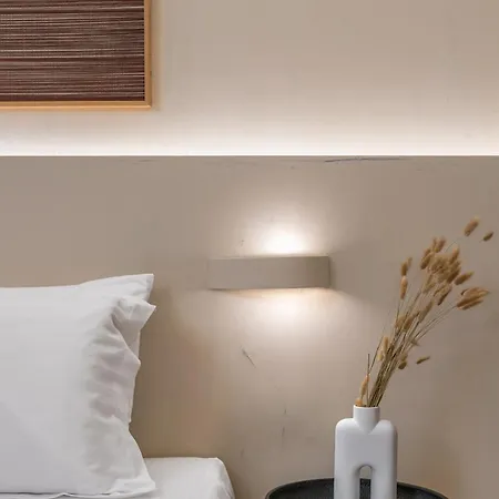 Yeeon Boutique Hotel, - Historic Of Europe Hotel 4*