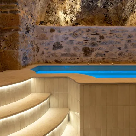 Hotel Yeeon Boutique Hotel, - Historic Of Europe Gythio