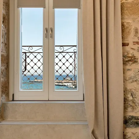 Yeeon Boutique Hotel, - Historic Of Europe Hotel 4*