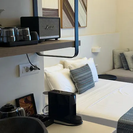 Hotel Yeeon Boutique Hotel, - Historic Of Europe 4*