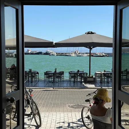 Yeeon Boutique Hotel, - Historic Of Europe