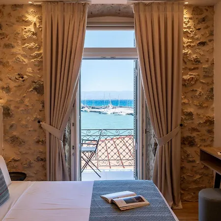 فندق Yeeon Boutique Hotel, - Historic Of Europe 4*