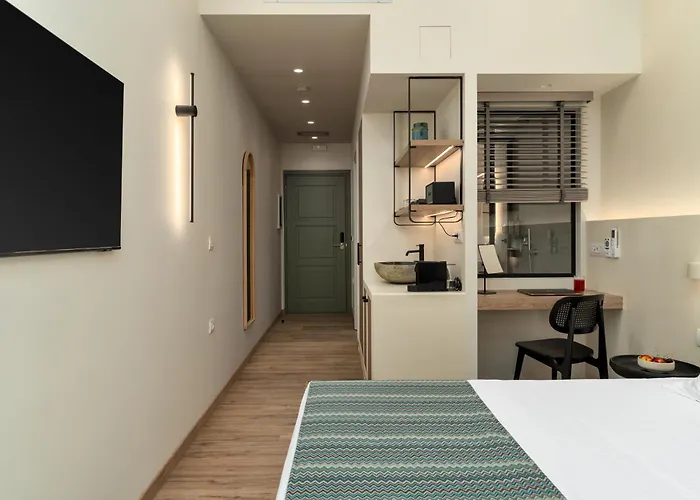 Yeeon Boutique Hotel, - Historic Of Europe Γύθειο