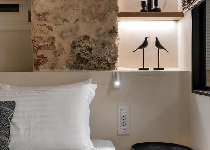 Yeeon Boutique Hotel, - Historic Of Europe