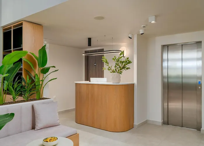 Yeeon Boutique Hotel, - Historic Of Europe غيتيو