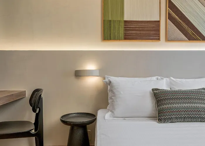 فندق Yeeon Boutique Hotel, - Historic Of Europe 4*