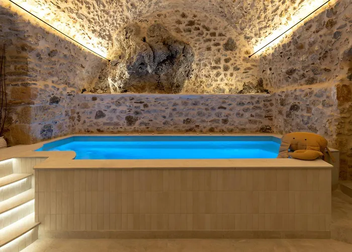 Yeeon Boutique Hotel, - Historic Of Europe 4* غيتيو