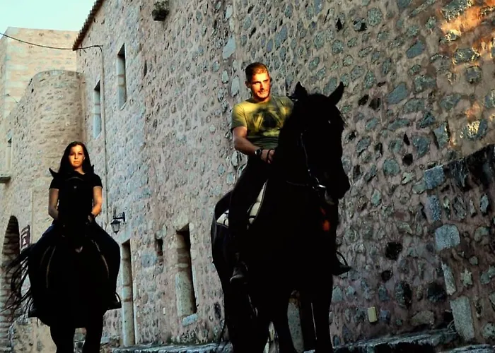 Yeeon Boutique Hotel, - Historic Of Europe 4* غيتيو