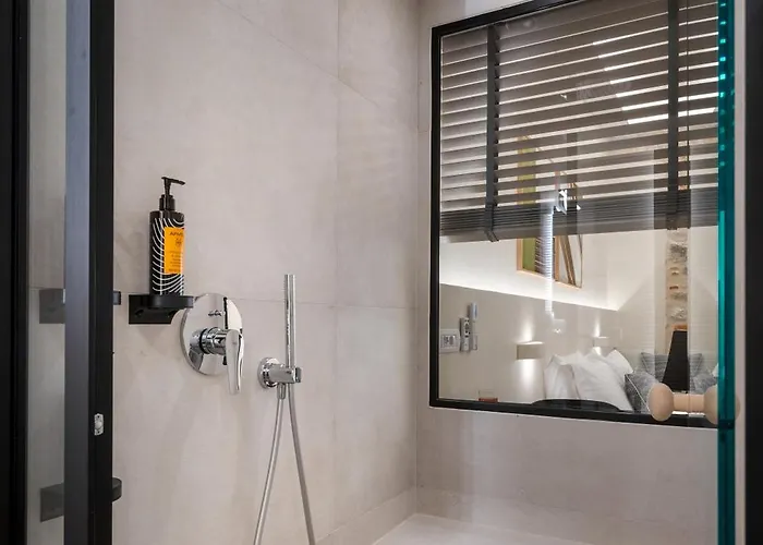 Yeeon Boutique Hotel, - Historic Of Europe