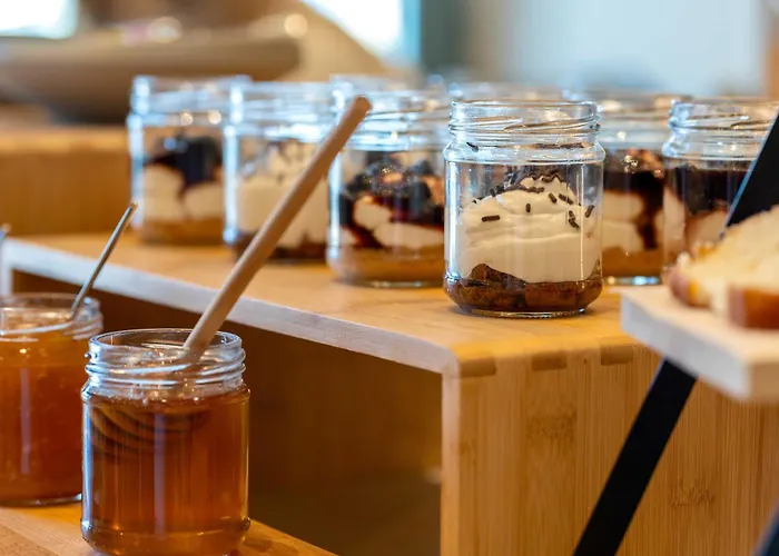 Yeeon Boutique Hotel, - Historic Of Europe Ξενοδοχείο