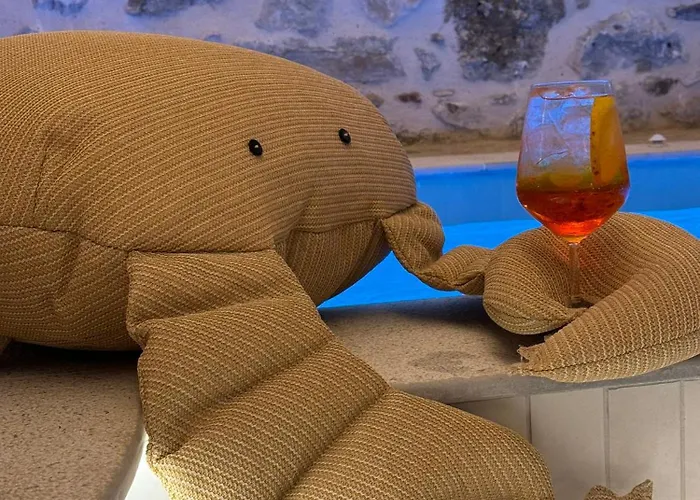 Yeeon Boutique Hotel, - Historic Of Europe Ξενοδοχείο 4*