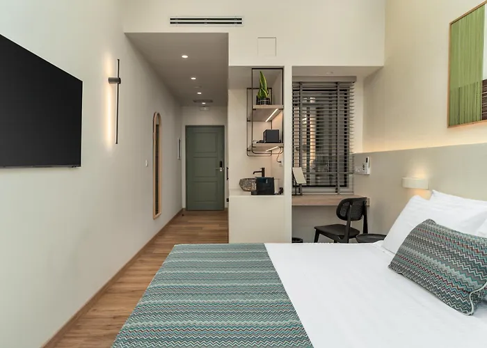 Yeeon Boutique Hotel, - Historic Of Europe 4*